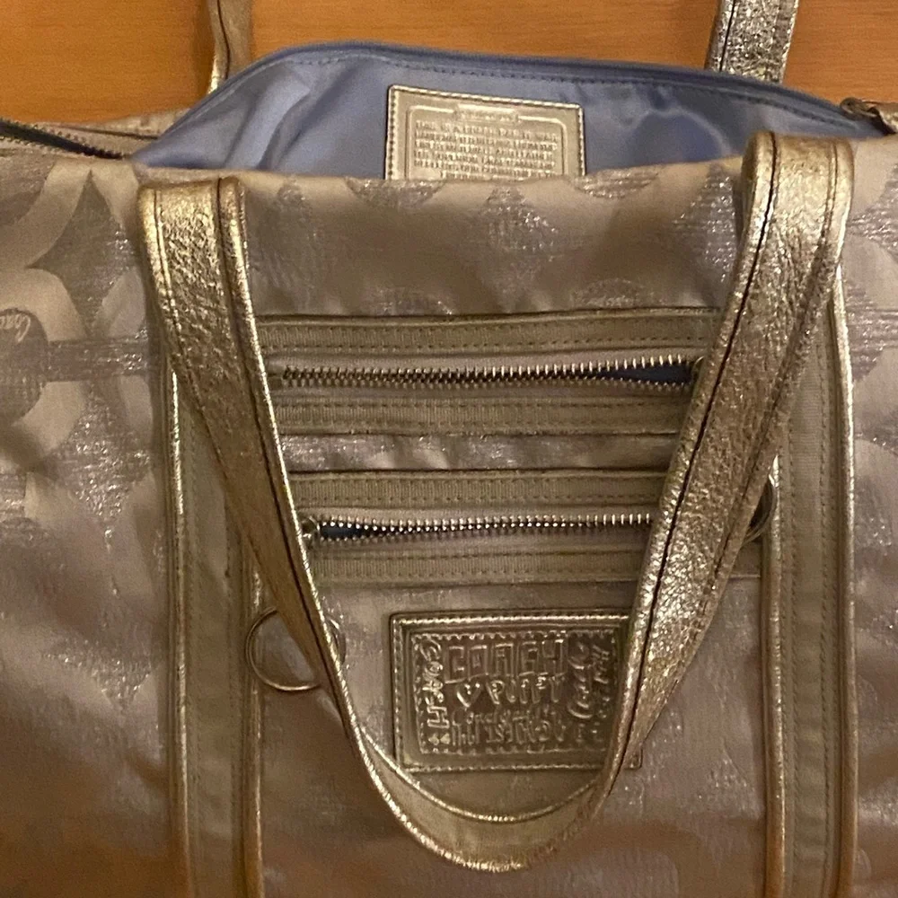 Silver Coach Bag! Another great deal! - Picture 2 of 10
